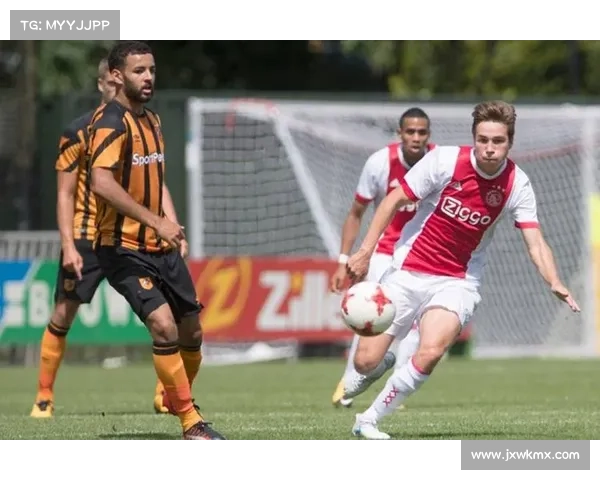 埃因霍温青年队与阿贾克斯青年队的崛起与挑战分析 埃因霍温青年队与阿贾克斯青年队的崛起与挑战分析