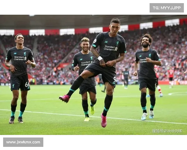 巴黎圣日耳曼在金元足球竞争中的战略抉择与未来发展方向 巴黎圣日耳曼在金元足球竞争中的战略抉择与未来发展方向